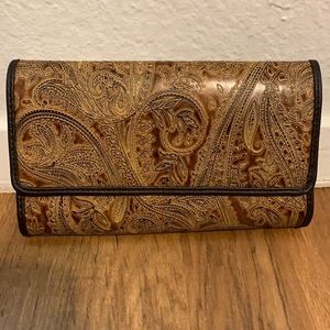 NWOT Relic Trifold Wallet